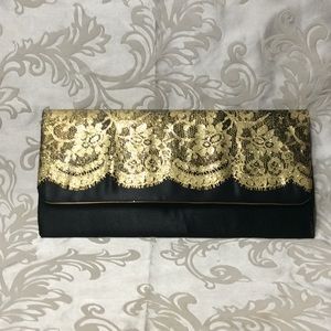 Black and Gold Ultimate Clutch.